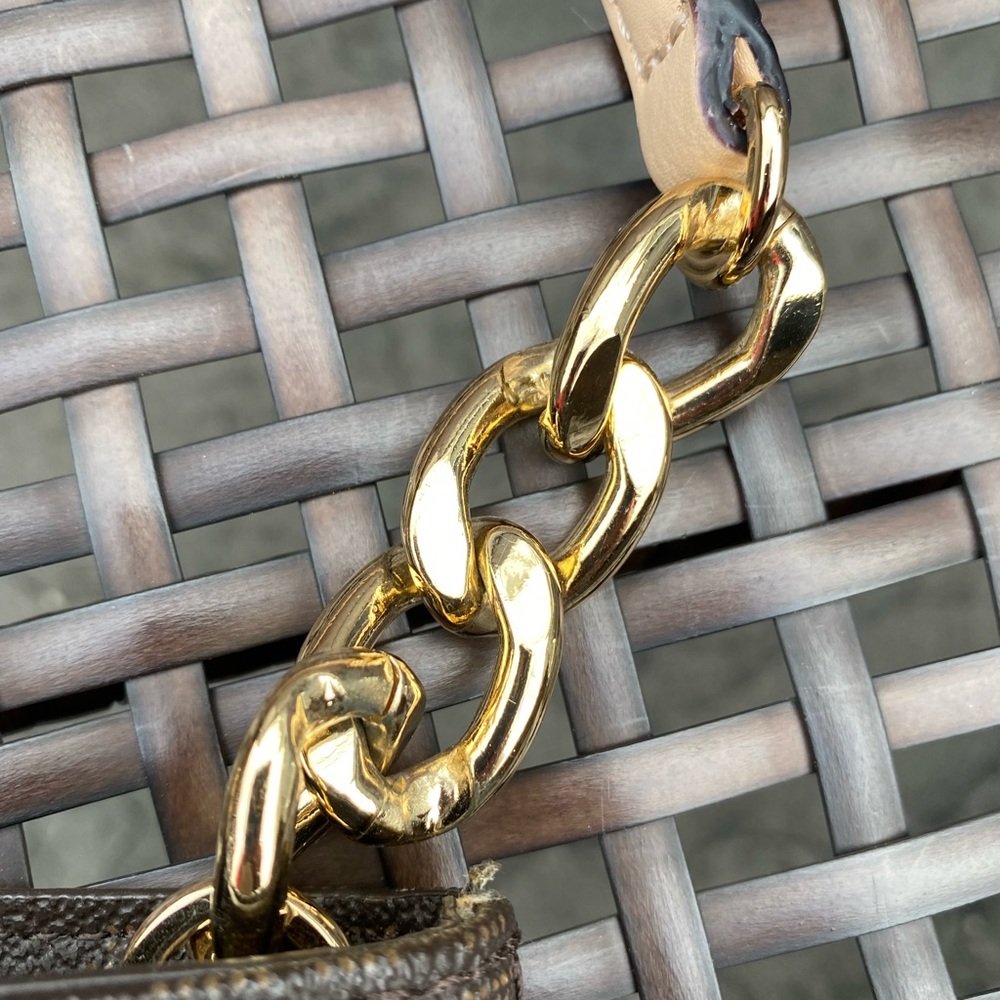 Michael Kors Crossbody bag. - Picture 10 of 11